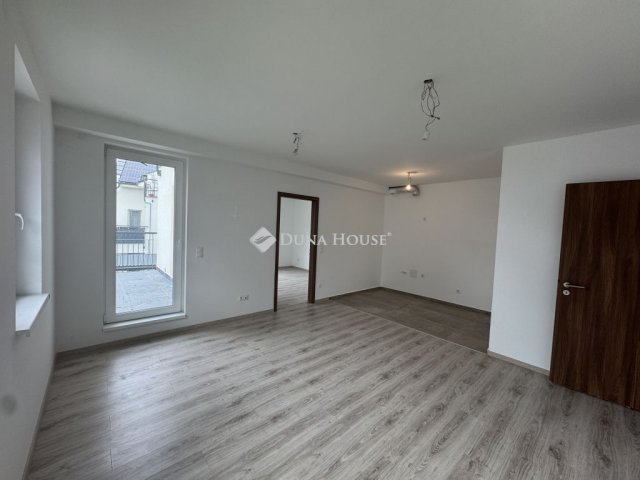 Eladó téglalakás, Budapesten, XXIII. kerületben 92 M Ft