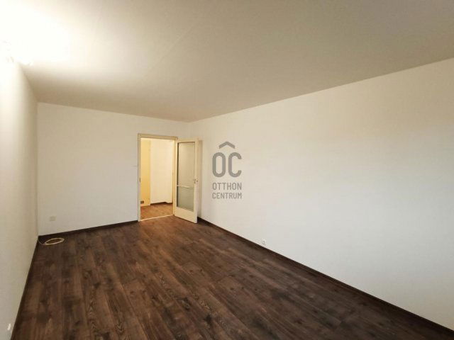 Eladó panellakás, Budapesten, III. kerületben 72.9 M Ft, 2 szobás