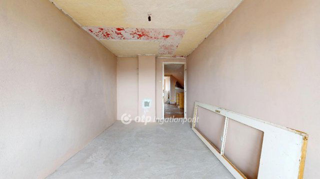 Eladó családi ház, Encsen 9.9 M Ft, 2+2 szobás