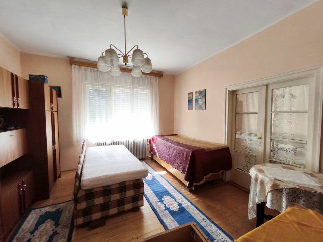 Eladó családi ház, Dunaföldváron 33.9 M Ft, 2 szobás
