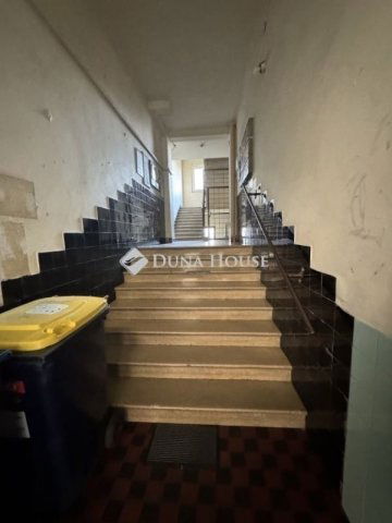 Eladó téglalakás, Budapesten, XIII. kerületben 65 M Ft, 1 szobás