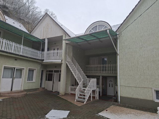 Eladó családi ház, Salgótarjánban 63.999 M Ft, 3 szobás