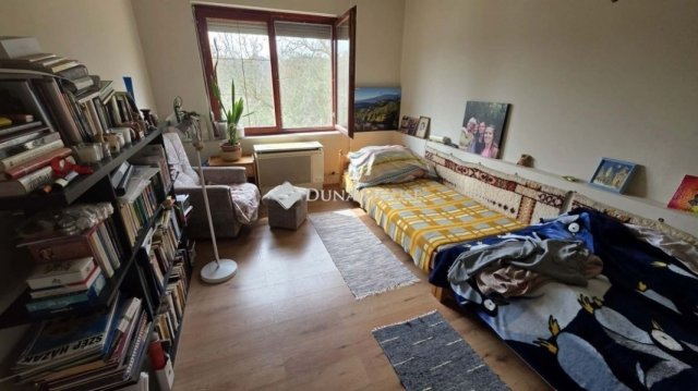 Eladó családi ház, Mendén 40 M Ft, 2 szobás