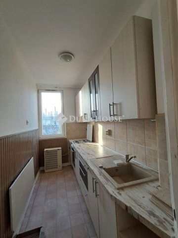 Eladó téglalakás, Debrecenben 45 M Ft, 2 szobás