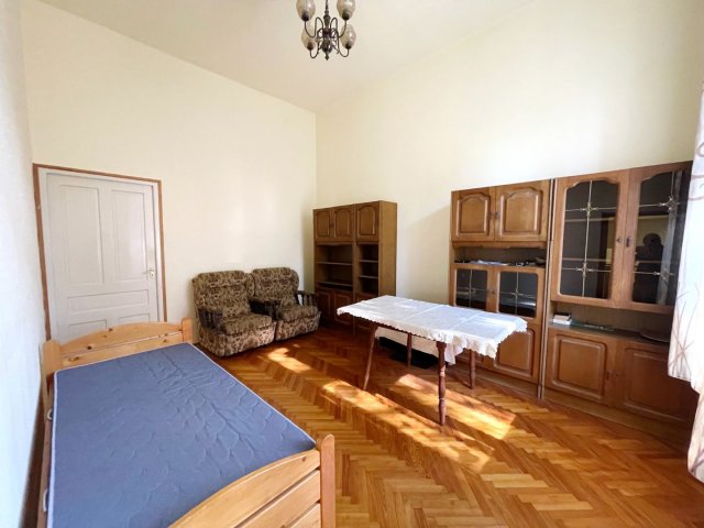 Kiadó családi ház, albérlet, Debrecenben 180 E Ft / hó
