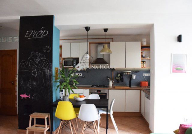 Eladó téglalakás, Budapesten, III. kerületben 109.8 M Ft