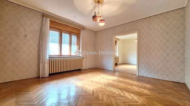 Eladó családi ház, Szarvaskőben 49.5 M Ft, 5 szobás