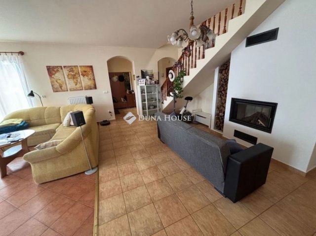 Eladó családi ház, Palkonyán 137 M Ft, 7 szobás