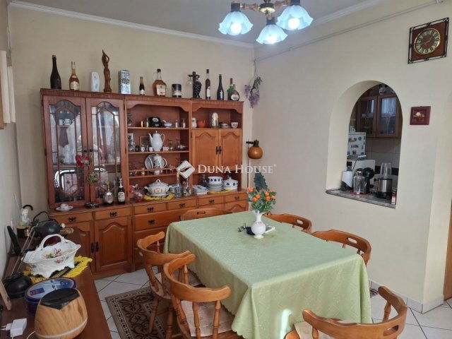 Eladó családi ház, Bácsalmáson 19.5 M Ft, 3 szobás