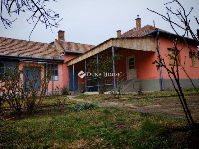 Eladó családi ház, Hatvanban 88 M Ft, 3 szobás