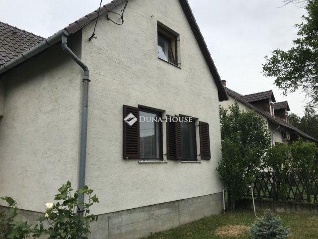 Eladó családi ház, Iszkaszentgyörgyön 83.9 M Ft, 5 szobás