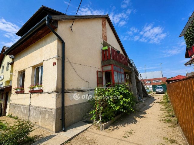 Eladó családi ház, Szigetszentmiklóson 79.9 M Ft, 4 szobás