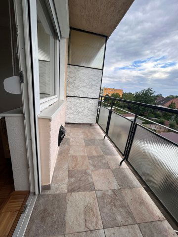 Eladó téglalakás, Nyíregyházán 46.5 M Ft, 2 szobás