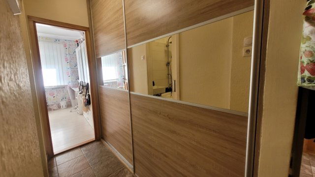 Eladó téglalakás, Jászberényben 37.9 M Ft, 2+1 szobás