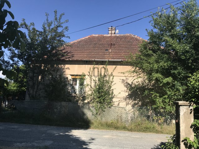 Eladó családi ház, Gasztonyban 30 M Ft, 2 szobás