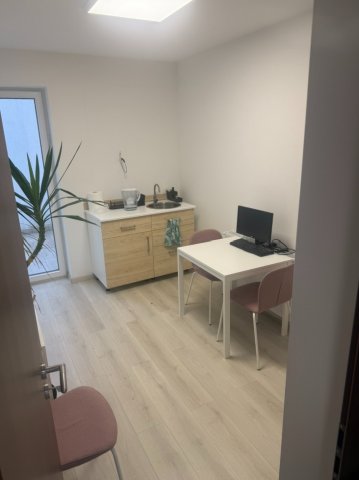 Kiadó iroda, Debrecenben 245 E Ft / hó, 2 szobás