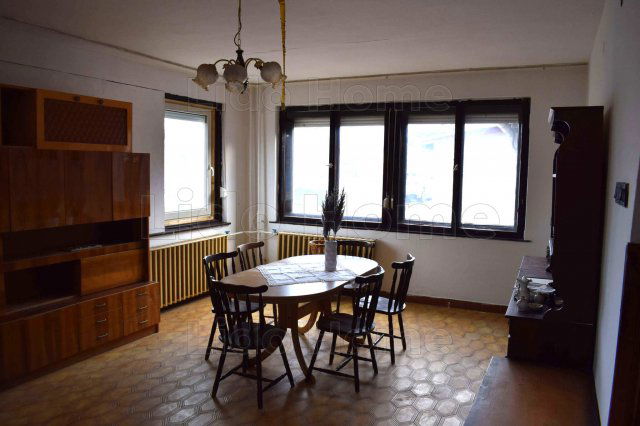Kiadó családi ház, albérlet, Győrött 330 E Ft / hó, 4 szobás