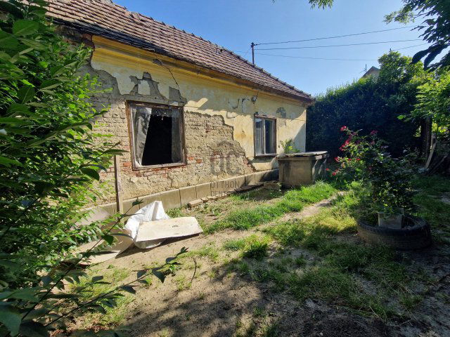 Eladó családi ház, Szepetneken 5.5 M Ft, 3 szobás