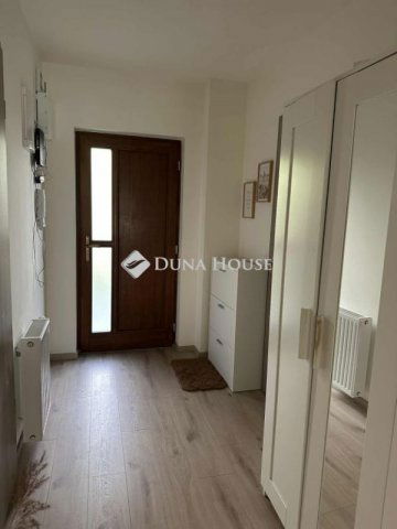 Kiadó téglalakás, albérlet, Pécsett 270 E Ft / hó, 2 szobás