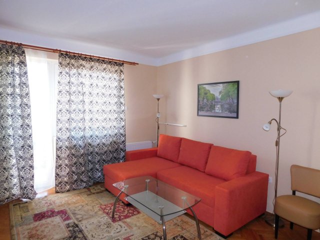 Eladó hotel, Hévízen 119 M Ft, 9 szobás / költözzbe.hu