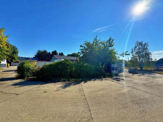 Eladó iroda, Budapesten, XVII. kerületben 323.85 M Ft