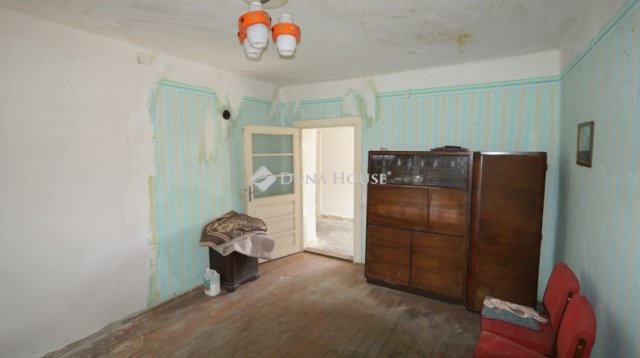 Eladó családi ház, Zalavégen 15.8 M Ft, 2 szobás