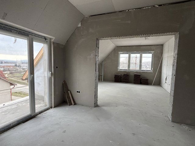 Eladó téglalakás, Tatabányán 72.35 M Ft, 2 szobás