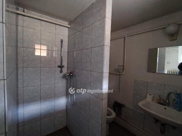 Eladó családi ház, Egerágon 24.9 M Ft, 2 szobás
