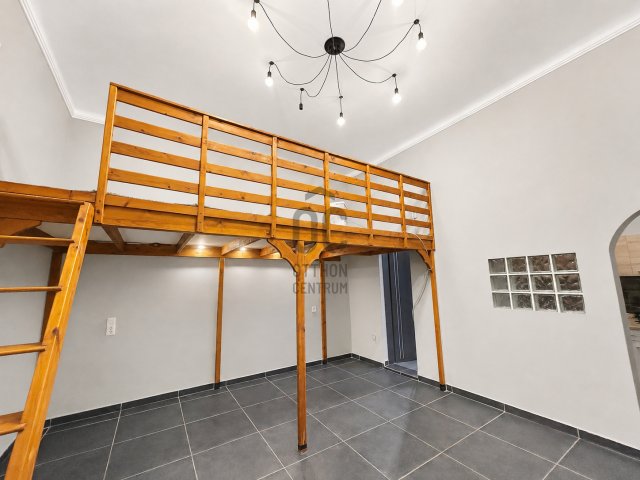 Eladó téglalakás, Budapesten, VIII. kerületben 51.2 M Ft
