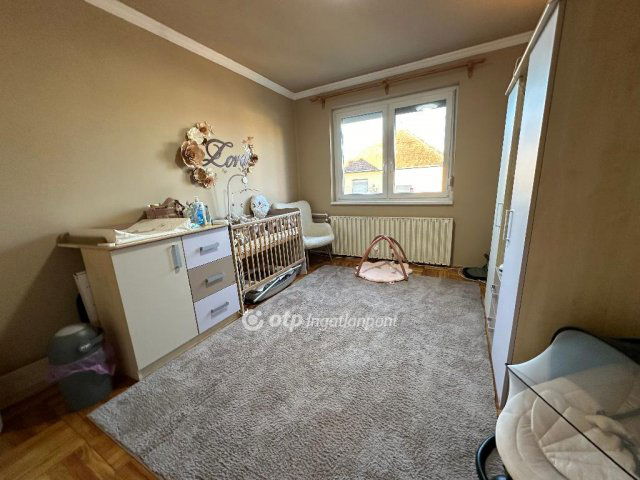 Eladó családi ház, Tiszabercelen 24.5 M Ft, 3 szobás