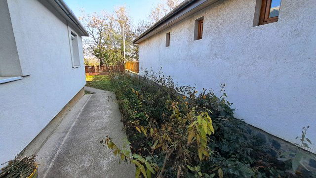 Eladó családi ház, Székesfehérvárott 44.9 M Ft, 1+1 szobás