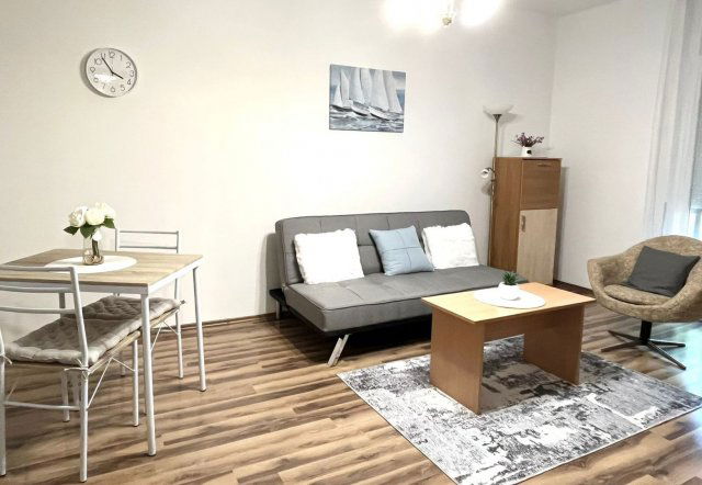 Kiadó téglalakás, albérlet, Debrecenben 170 E Ft / hó, 3 szobás