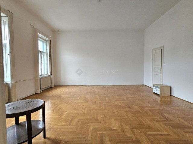 Eladó téglalakás, Budapesten, VIII. kerületben 178 M Ft