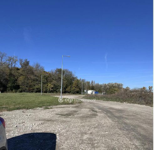 Eladó telek, Máriakálnokon 40.5 M Ft / költözzbe.hu