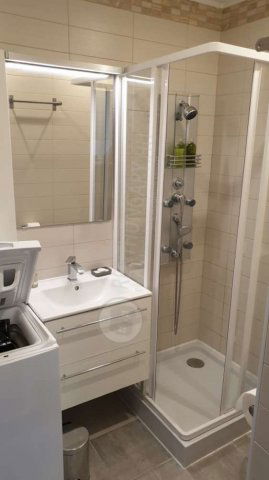 Kiadó téglalakás, albérlet, VI. kerületben, Bajnok utcában