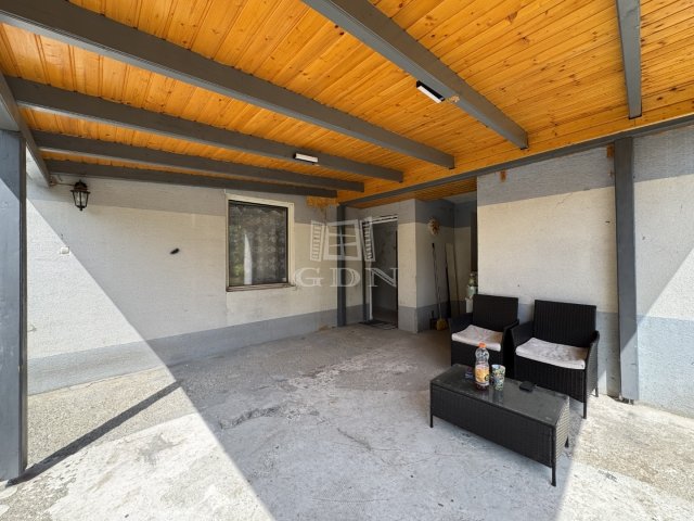 Eladó családi ház, Szabadbattyánban 39.9 M Ft, 3 szobás