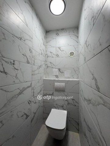 Eladó panellakás, Budapesten, IV. kerületben 93 M Ft, 2+1 szobás