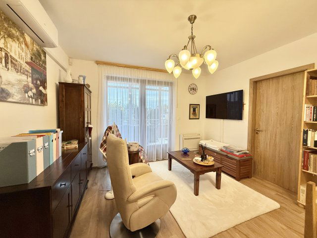 Eladó téglalakás, Balatonalmádiban 112 M Ft, 2 szobás