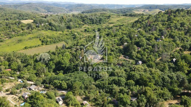 Eladó nyaraló, Ózdon 2.2 M Ft, 1 szobás / költözzbe.hu