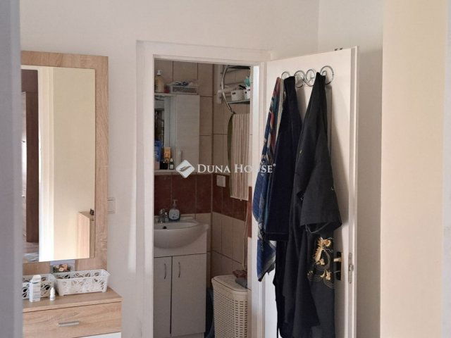 Eladó családi ház, Tápiószelén 35 M Ft, 2 szobás