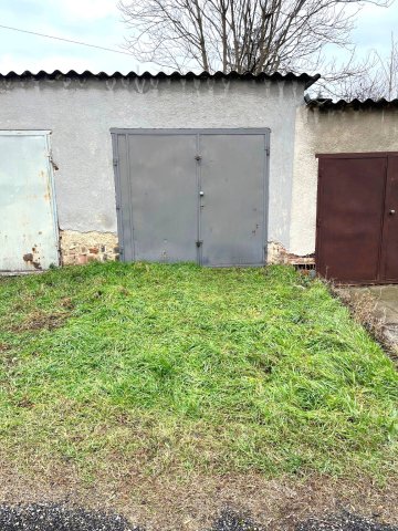 Eladó garázs, Pécsett 7.9 M Ft / költözzbe.hu