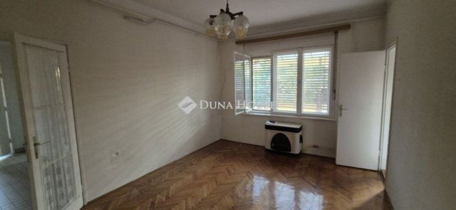 Eladó családi ház, Üllésen 45 M Ft, 3 szobás