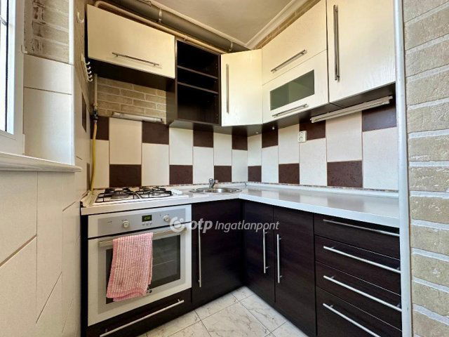 Eladó téglalakás, Budapesten, X. kerületben 72 M Ft, 3 szobás