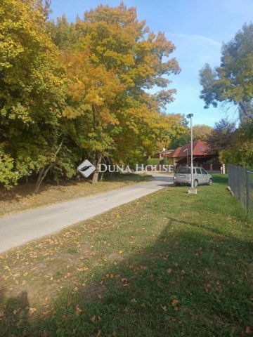 Eladó telek, Balatonfűzfőn 55 M Ft / költözzbe.hu