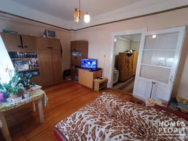 Eladó családi ház, Kiskunfélegyházán 29.99 M Ft, 2 szobás