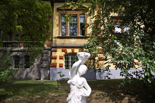 Eladó családi ház, Törökbálinton 637 M Ft, 5+5 szobás