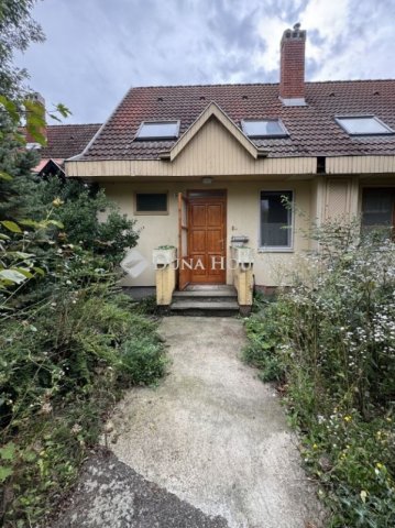 Eladó panellakás, Berhidán 35.99 M Ft, 2 szobás