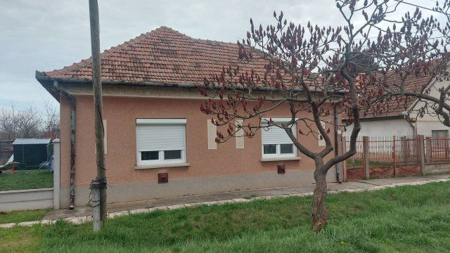 Eladó családi ház, Csorváson 18.4 M Ft, 3 szobás