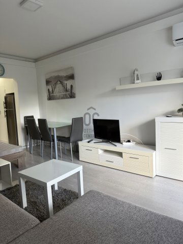 Eladó panellakás, Budapesten, III. kerületben, Szentendrei úton