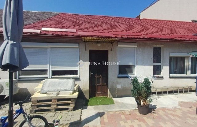 Eladó téglalakás, Budapesten, IV. kerületben 38 M Ft, 1 szobás